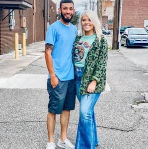 Meet your Posher, Hunter